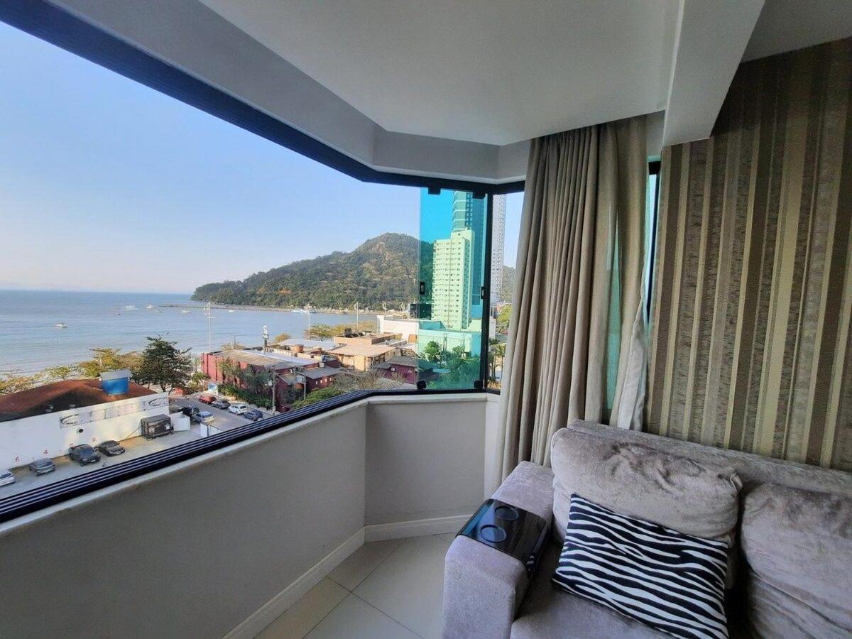3 Suites Linda Vista Da Orla De Bc A 50M Da Praia - Somente Familiares Balneário Camboriú Exteriör bild