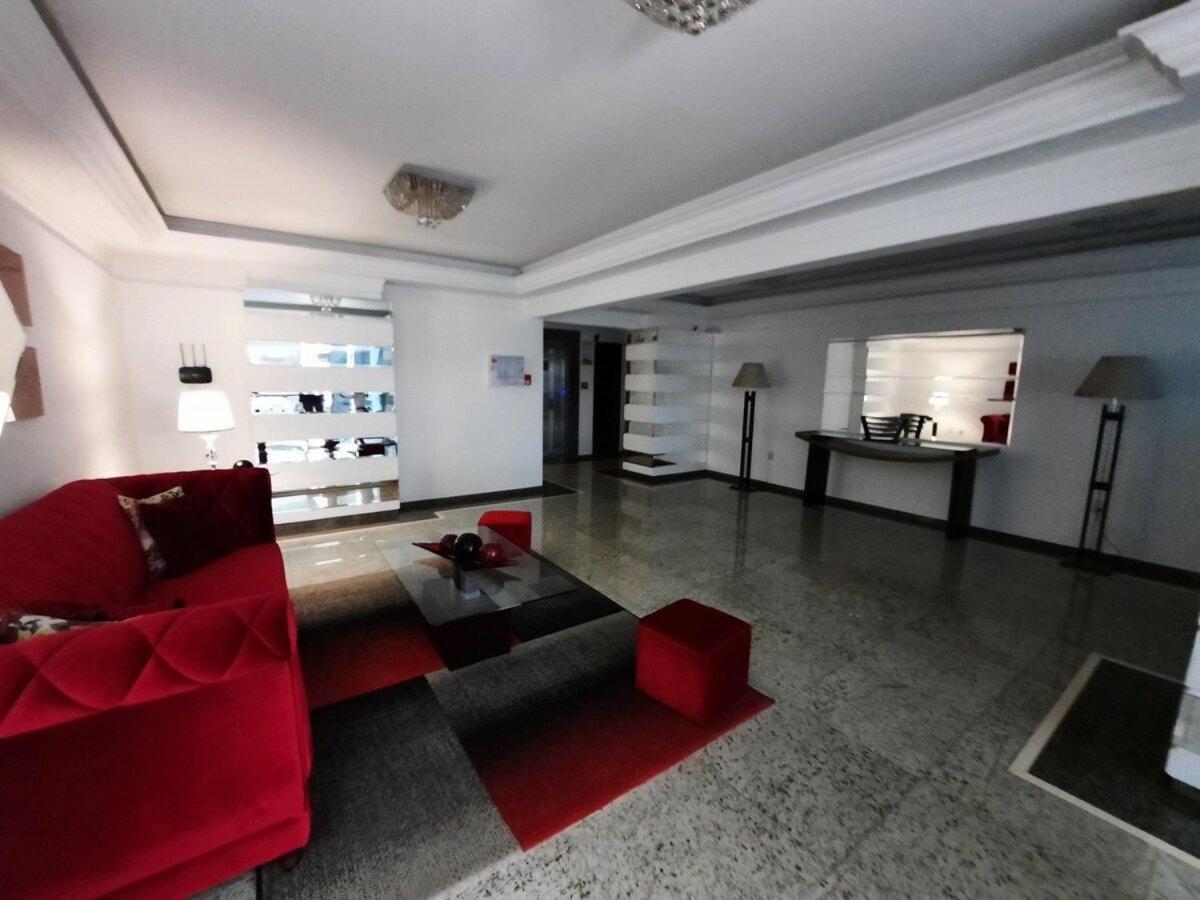 3 Suites Linda Vista Da Orla De Bc A 50M Da Praia - Somente Familiares Balneário Camboriú Exteriör bild