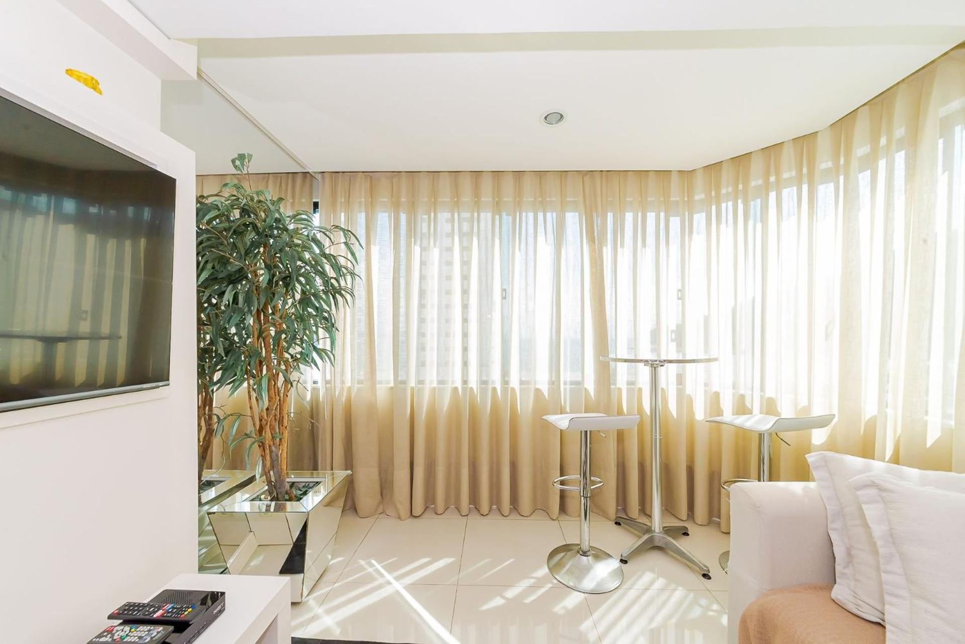 3 Suites Linda Vista Da Orla De Bc A 50M Da Praia - Somente Familiares Balneário Camboriú Exteriör bild