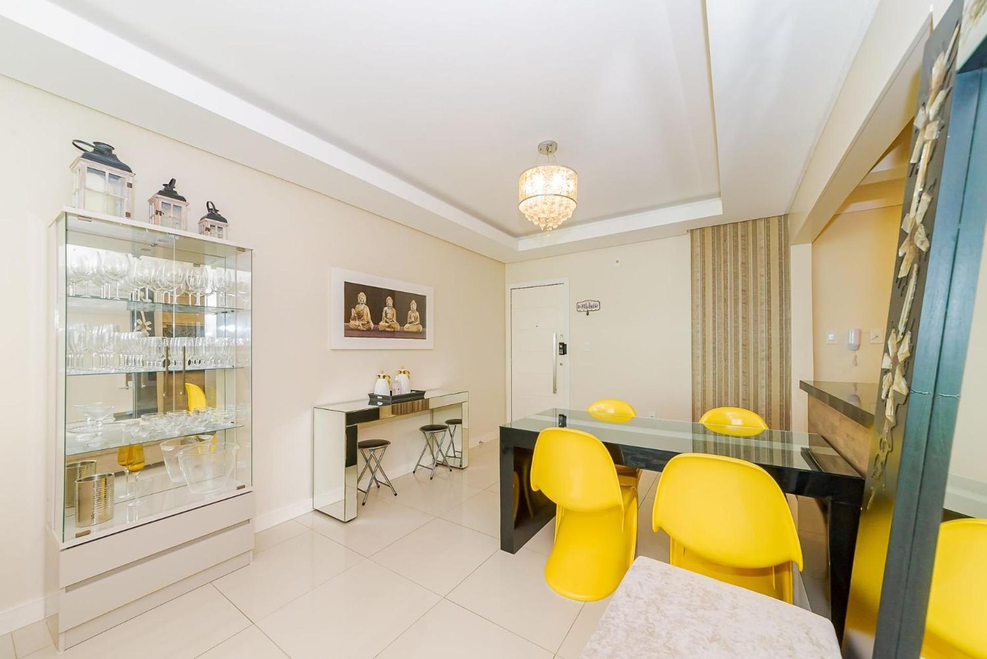 3 Suites Linda Vista Da Orla De Bc A 50M Da Praia - Somente Familiares Balneário Camboriú Exteriör bild