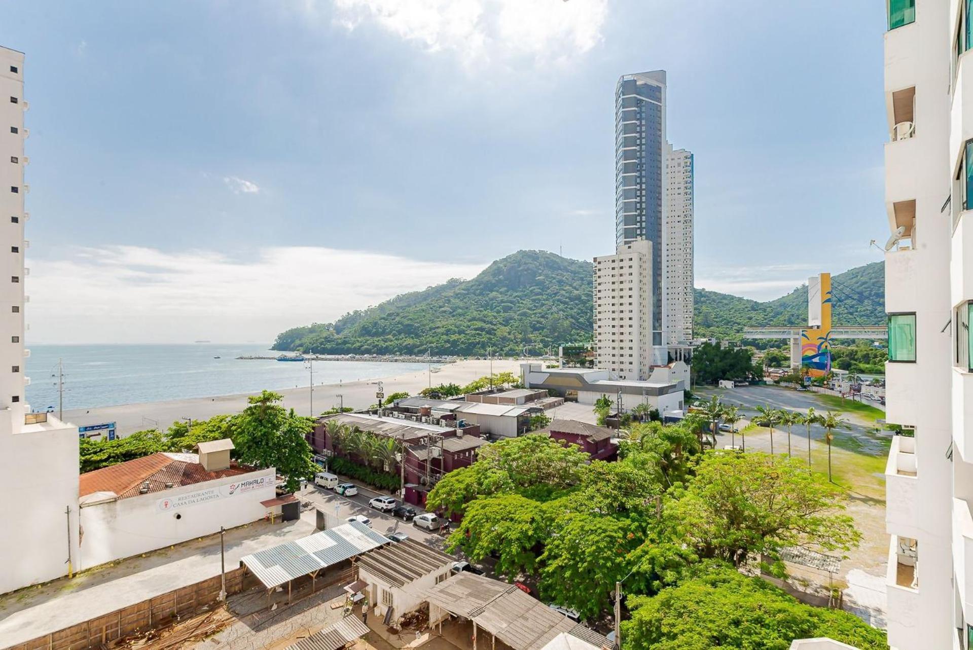 3 Suites Linda Vista Da Orla De Bc A 50M Da Praia - Somente Familiares Balneário Camboriú Exteriör bild
