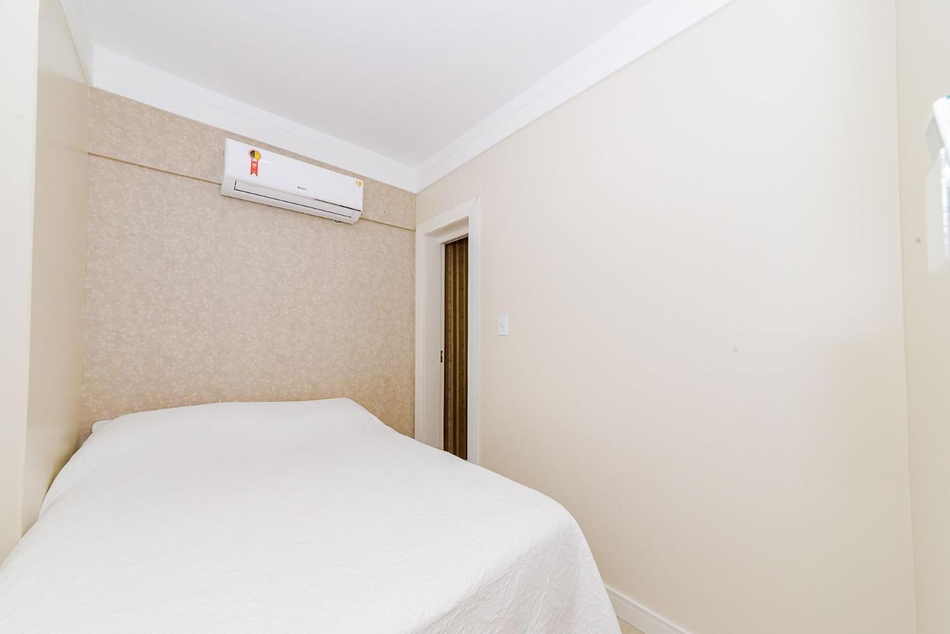 3 Suites Linda Vista Da Orla De Bc A 50M Da Praia - Somente Familiares Balneário Camboriú Exteriör bild