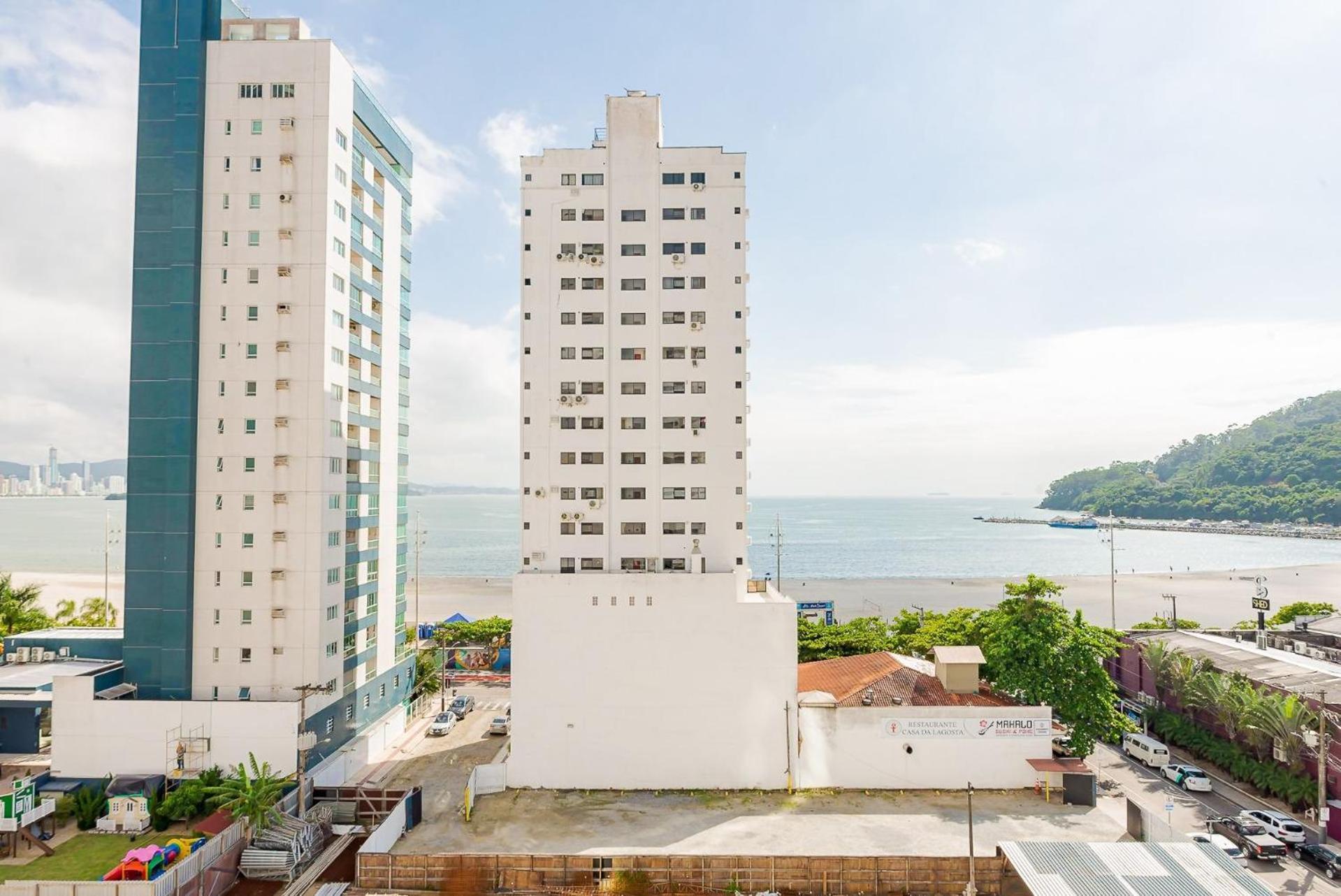 3 Suites Linda Vista Da Orla De Bc A 50M Da Praia - Somente Familiares Balneário Camboriú Exteriör bild